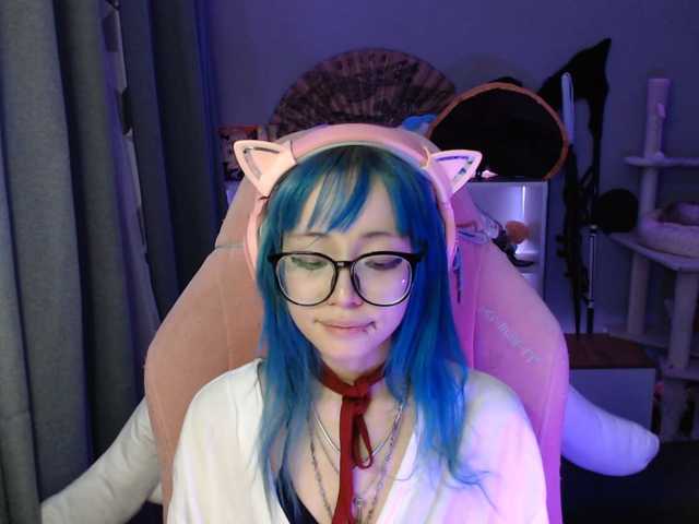 GertieCoach live cam on BongaCams