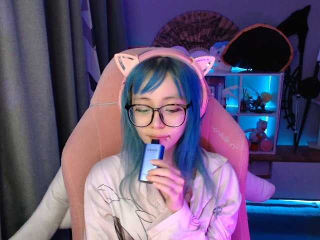 GertieCoach live cam on BongaCams