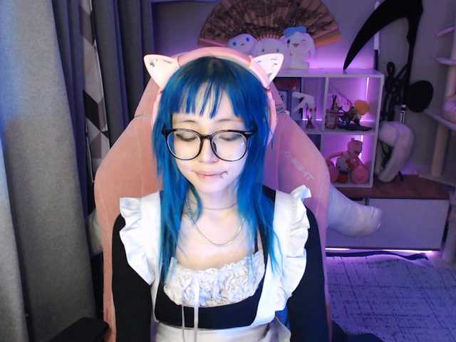 GertieCoach live cam on BongaCams