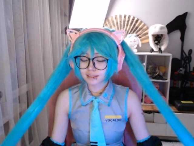 GertieCoach live cam on BongaCams