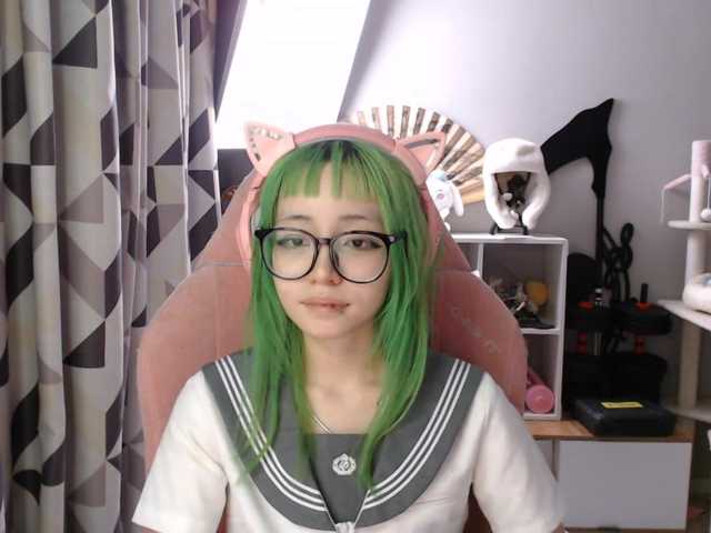 GertieCoach live cam on BongaCams