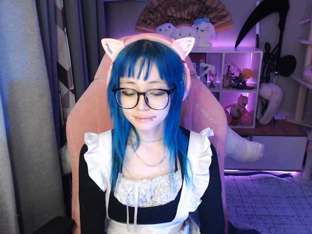 GertieCoach live cam on BongaCams