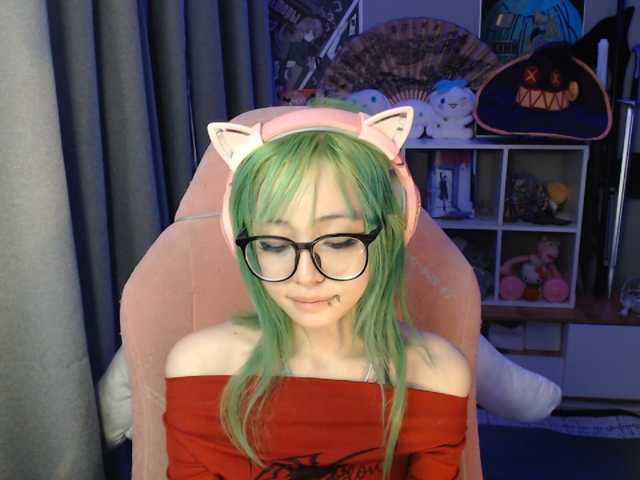 GertieCoach live cam on BongaCams