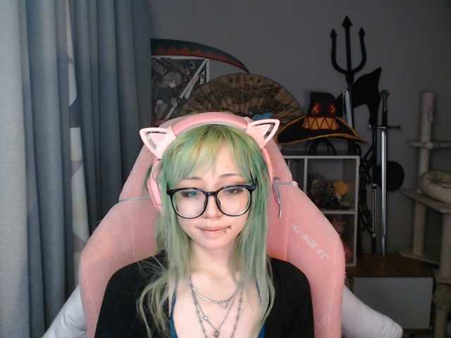 GertieCoach live cam on BongaCams