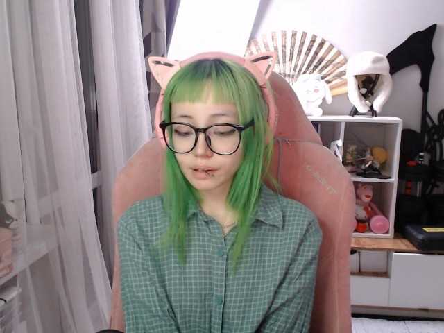 GertieCoach live cam on BongaCams