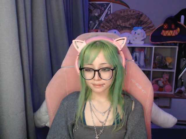 GertieCoach live cam on BongaCams