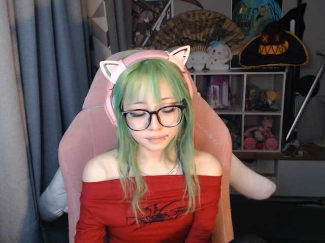 GertieCoach live cam on BongaCams