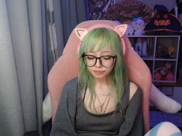 GertieCoach live cam on BongaCams