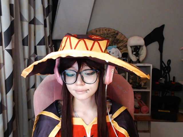 GertieCoach live cam on BongaCams