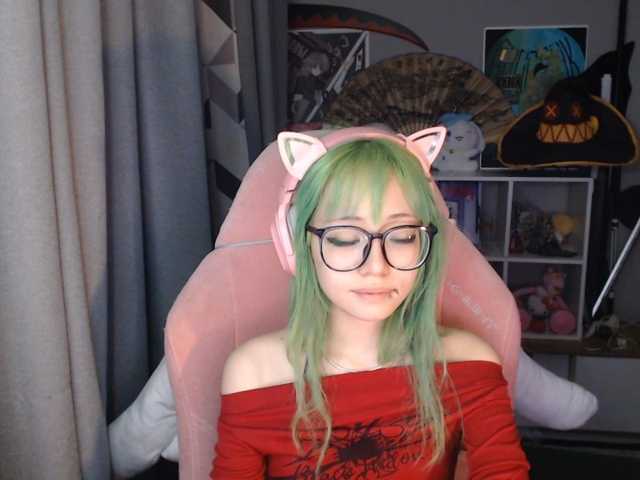GertieCoach live cam on BongaCams
