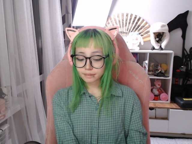 GertieCoach live cam on BongaCams