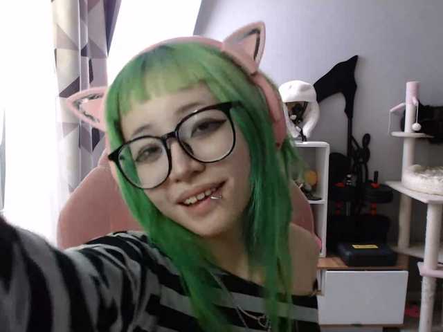 GertieCoach live webcam show