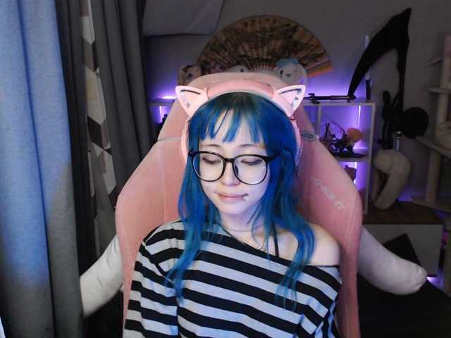 GertieCoach live cam on BongaCams