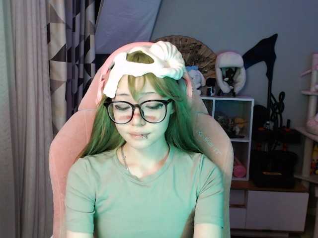 GertieCoach live cam on BongaCams