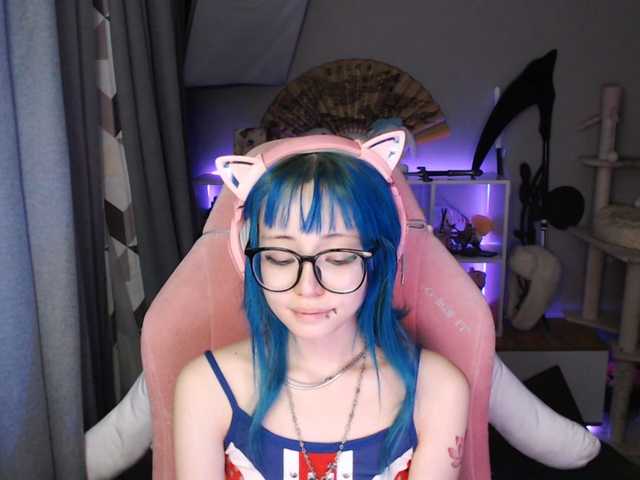 GertieCoach live cam on BongaCams