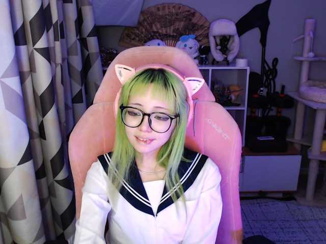 GertieCoach live cam on BongaCams
