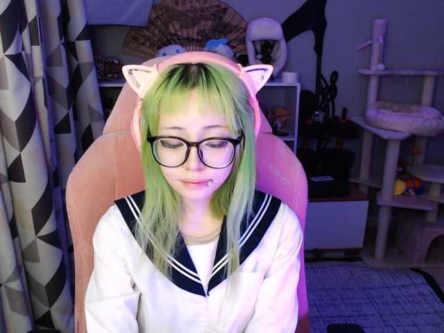 GertieCoach live cam on BongaCams