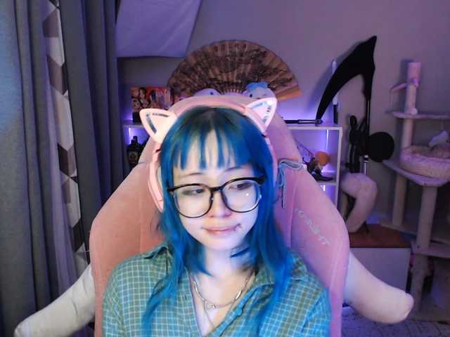 GertieCoach live cam on BongaCams