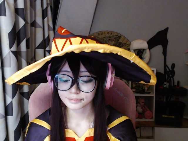 GertieCoach live cam on BongaCams