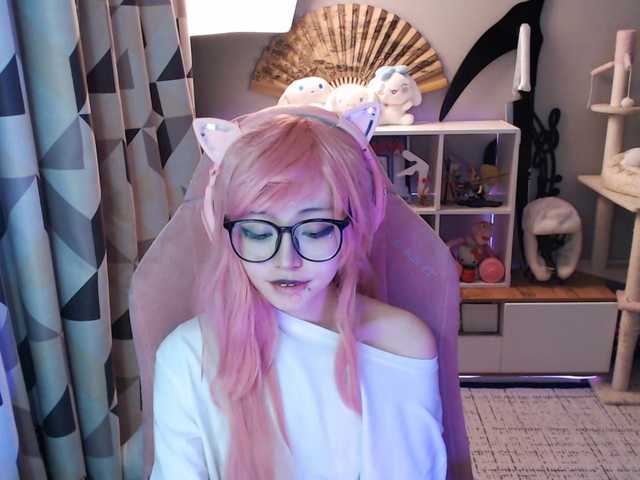 GertieCoach live cam on BongaCams