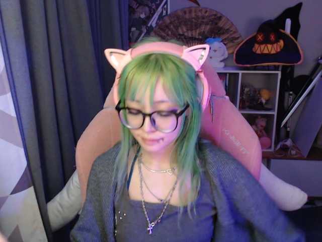 GertieCoach live cam on BongaCams