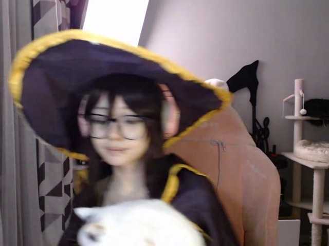 GertieCoach live cam on BongaCams