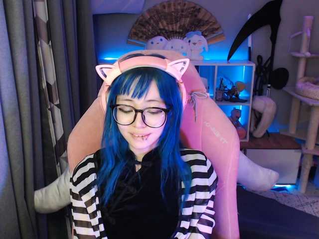 GertieCoach live cam on BongaCams
