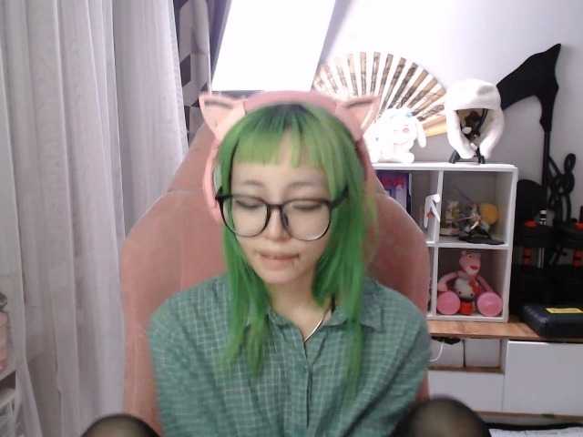 GertieCoach live webcam show