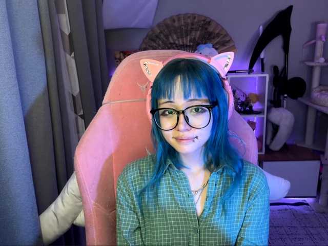 GertieCoach live cam on BongaCams