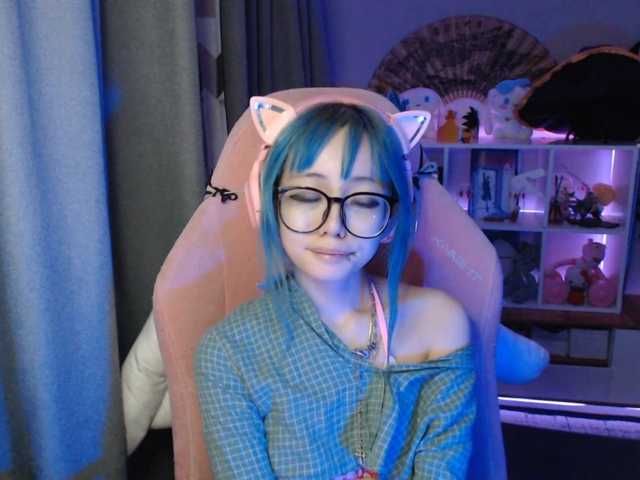 GertieCoach live cam on BongaCams