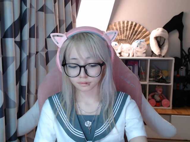 GertieCoach live cam on BongaCams