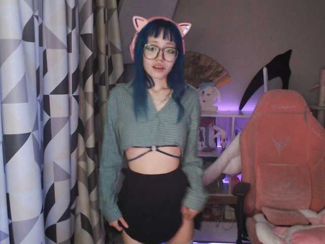 GertieCoach live cam on BongaCams