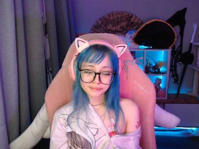 GertieCoach live cam on BongaCams