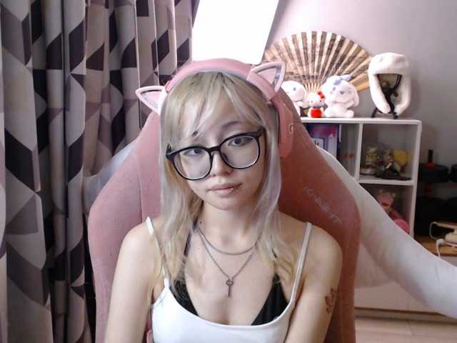 GertieCoach live cam on BongaCams