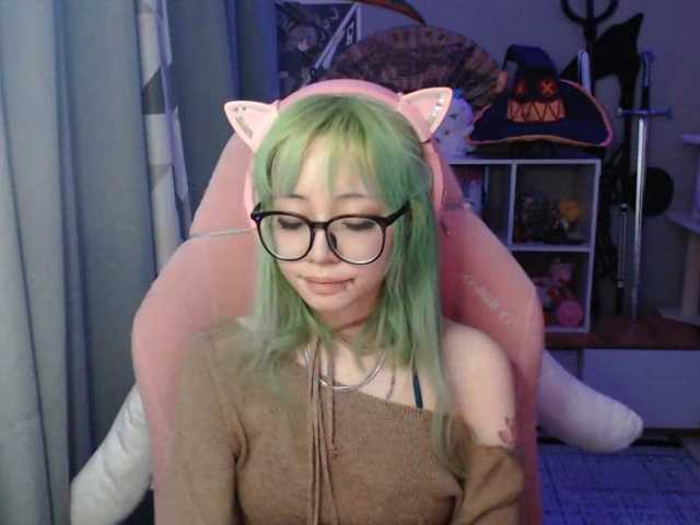 GertieCoach live cam on BongaCams
