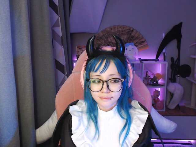 GertieCoach live cam on BongaCams