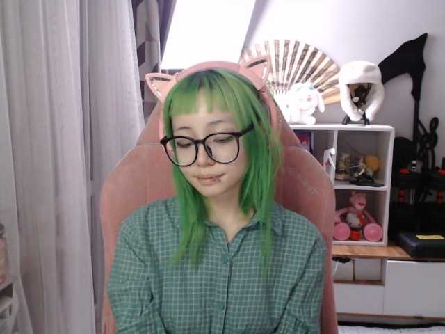 GertieCoach live cam on BongaCams