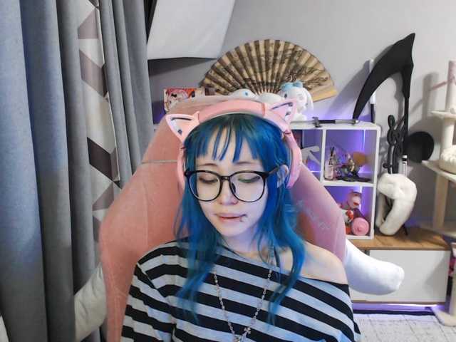 GertieCoach live cam on BongaCams