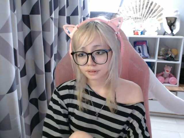 GertieCoach live cam on BongaCams