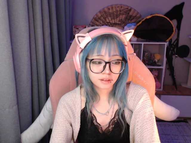 GertieCoach live cam on BongaCams