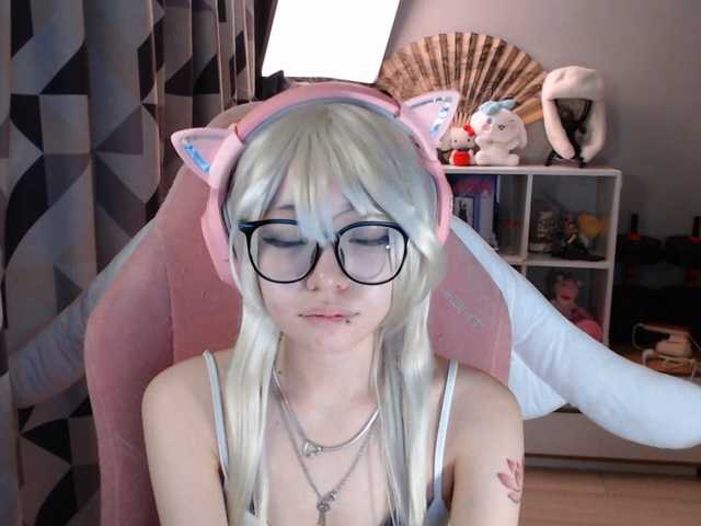 GertieCoach live cam on BongaCams