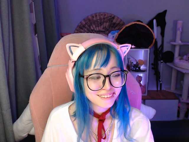 GertieCoach live cam on BongaCams