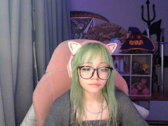 GertieCoach live cam on BongaCams