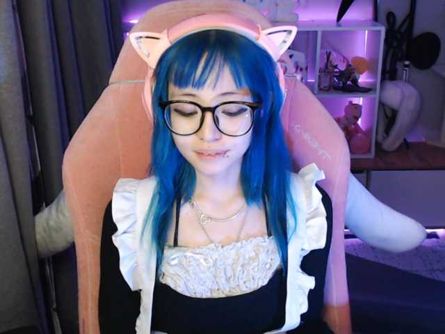 GertieCoach live cam on BongaCams