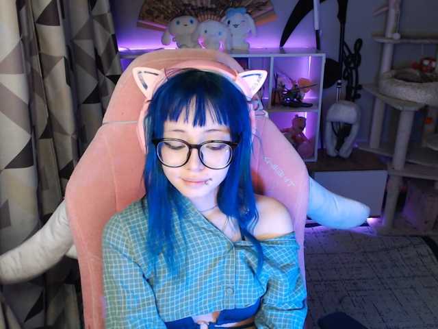 GertieCoach live cam on BongaCams