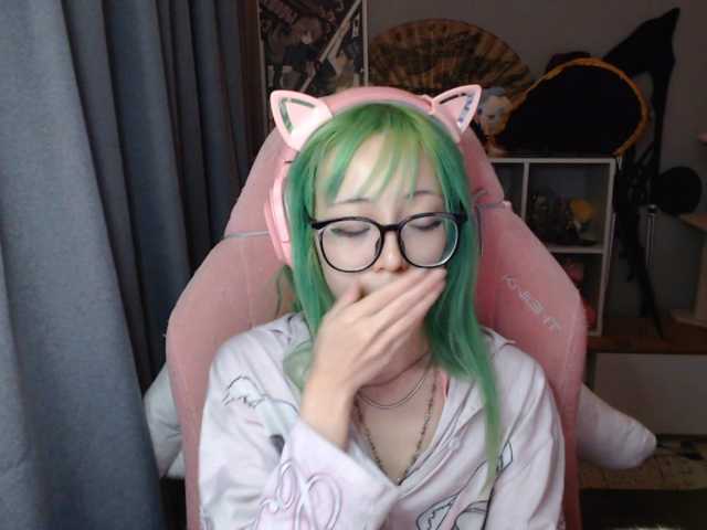GertieCoach live cam on BongaCams
