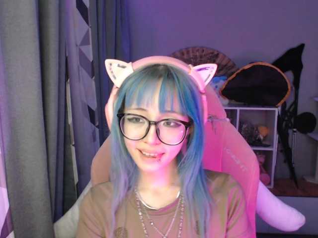 GertieCoach live cam on BongaCams