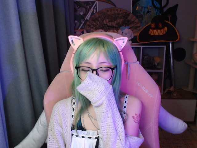 GertieCoach live cam on BongaCams