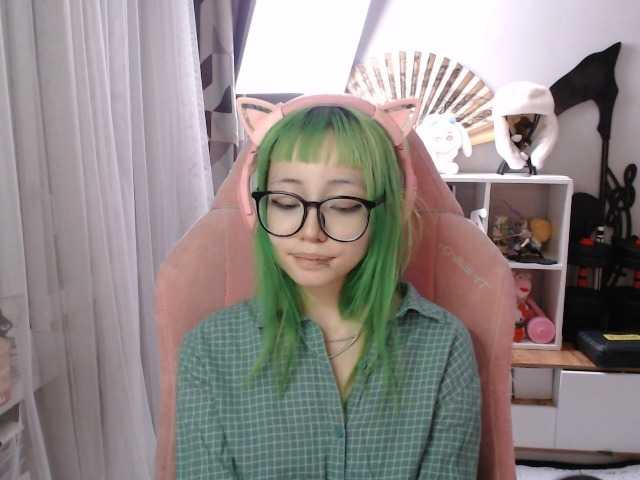 GertieCoach live webcam show