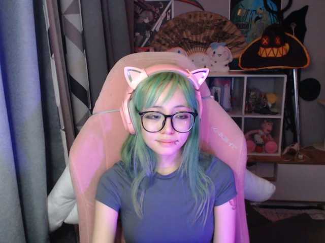 GertieCoach live cam on BongaCams